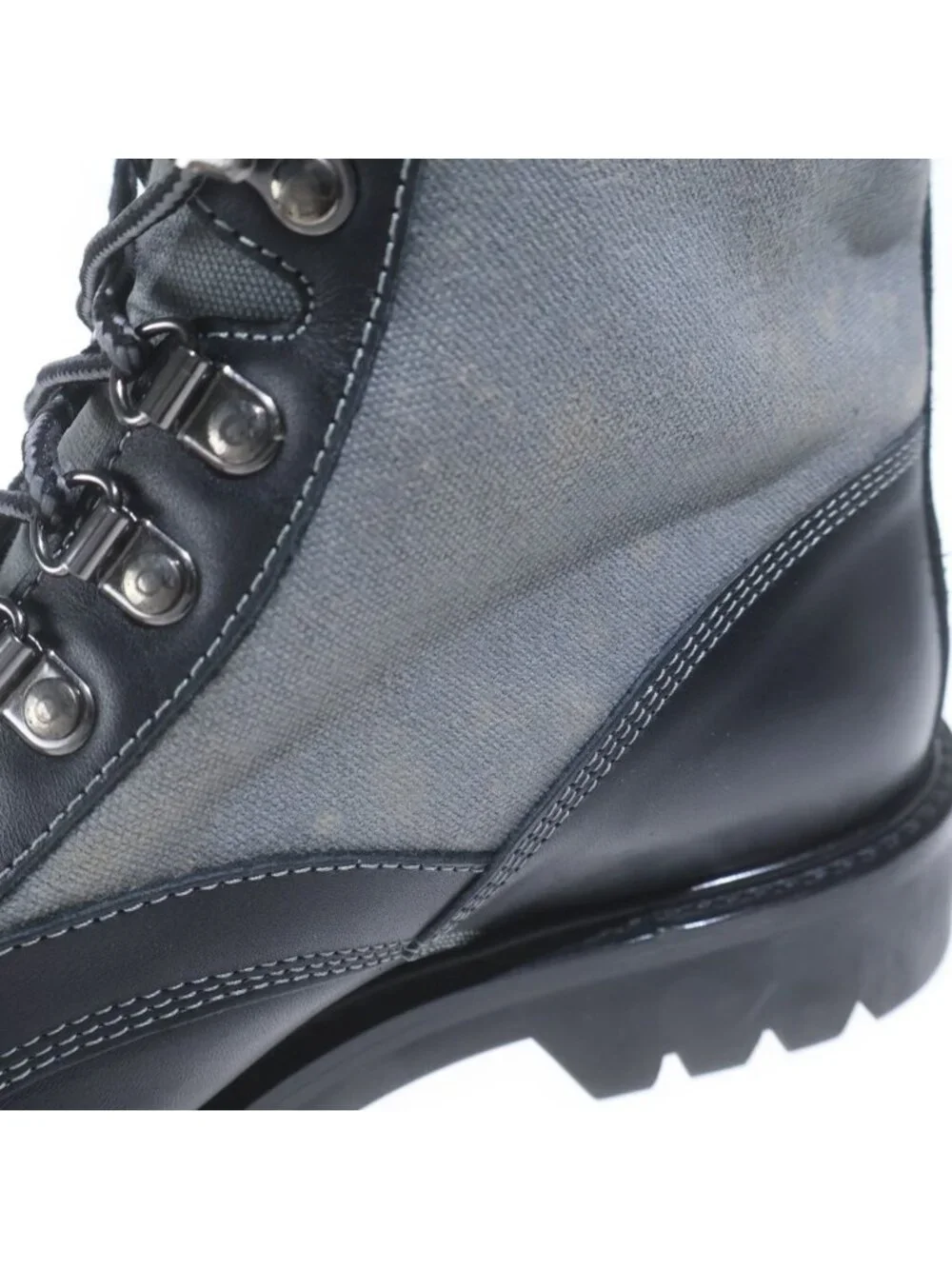 Louis Vuitton Oberkampf Line Logo Patch Ankle Boots Tracking Black Gray